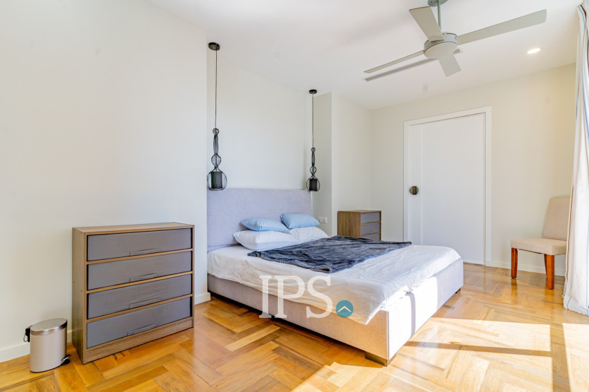 Duplex 3 Bedroom Serviced Apartment For Rent - Tonle Bassac, Phnom Penh