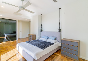 Duplex 3 Bedroom Serviced Apartment For Rent - Tonle Bassac, Phnom Penh thumbnail