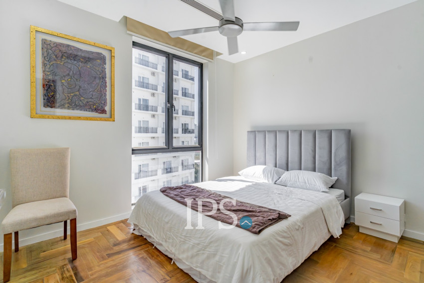 Duplex 3 Bedroom Serviced Apartment For Rent - Tonle Bassac, Phnom Penh