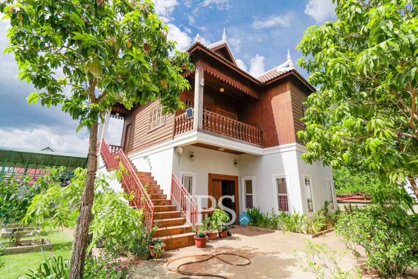 3 Bedroom House  For Rent- Sala Kamreuk, Siem Reap