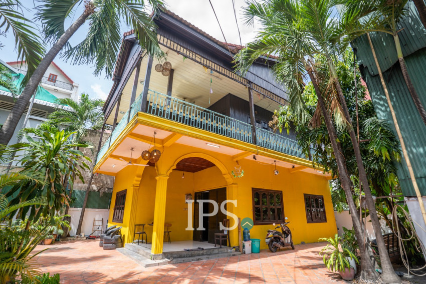 4 Bedroom Villa For Rent - Beoung Trabek, Phnom Penh