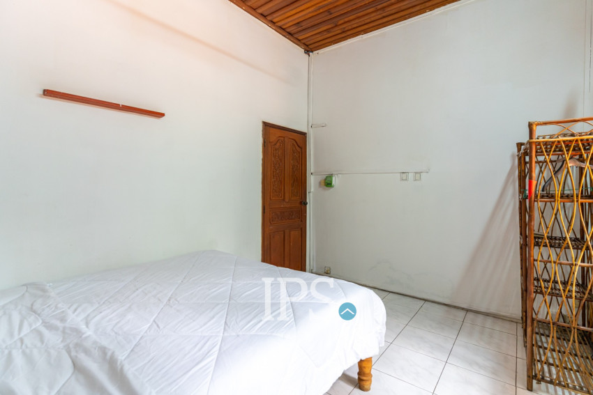 4 Bedroom Villa For Rent - Beoung Trabek, Phnom Penh