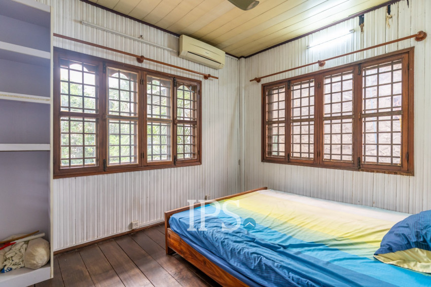 4 Bedroom Villa For Rent - Beoung Trabek, Phnom Penh