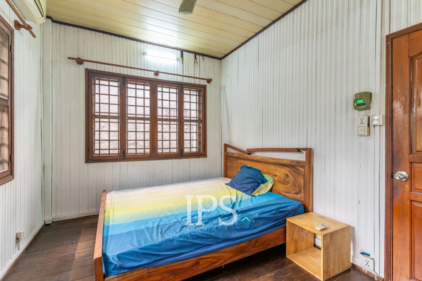 4 Bedroom Villa For Rent - Beoung Trabek, Phnom Penh