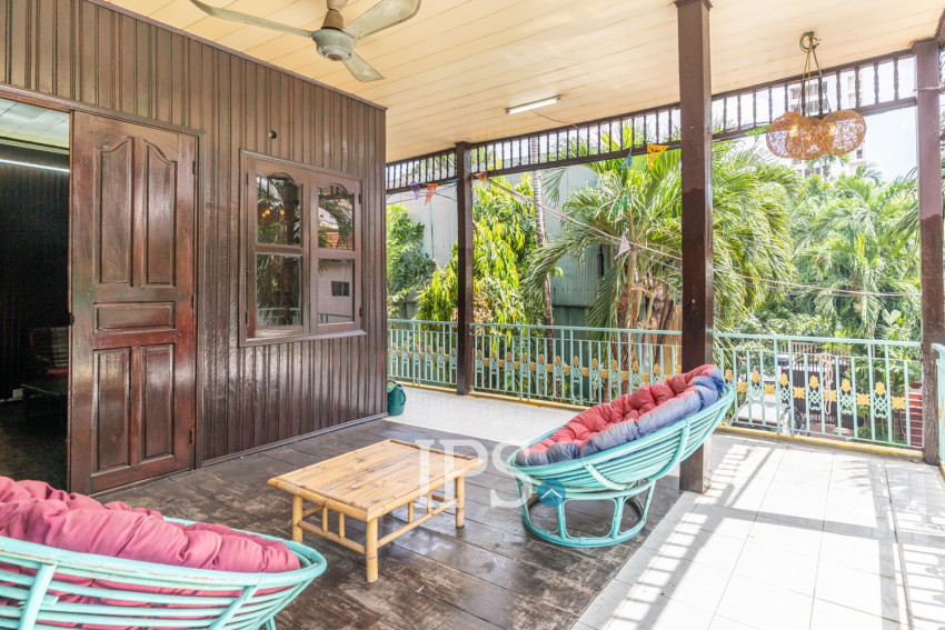 4 Bedroom Villa For Rent - Beoung Trabek, Phnom Penh
