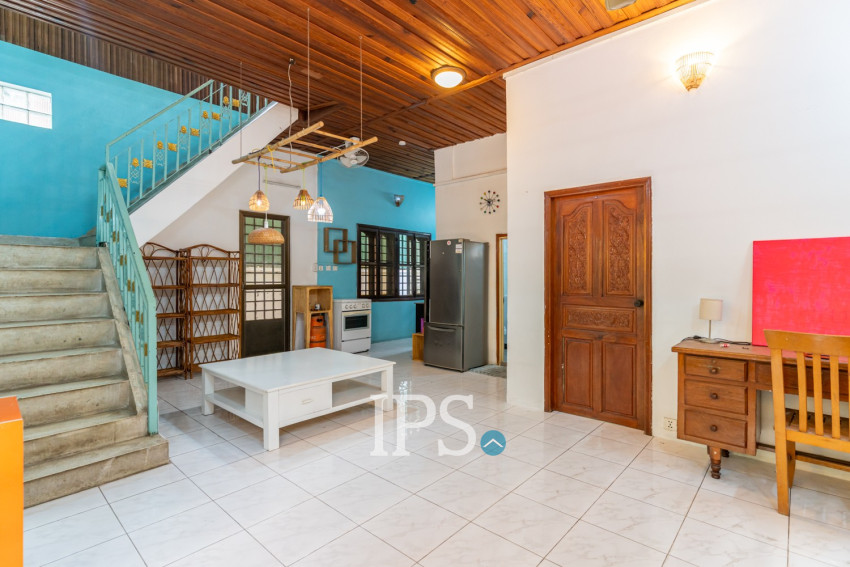 4 Bedroom Villa For Rent - Beoung Trabek, Phnom Penh