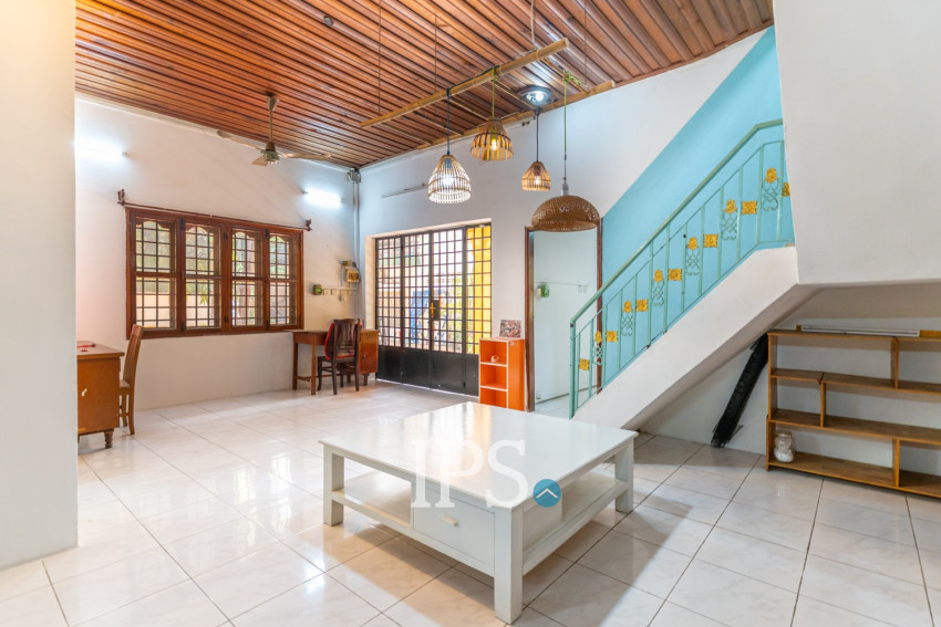 4 Bedroom Villa For Rent - Beoung Trabek, Phnom Penh