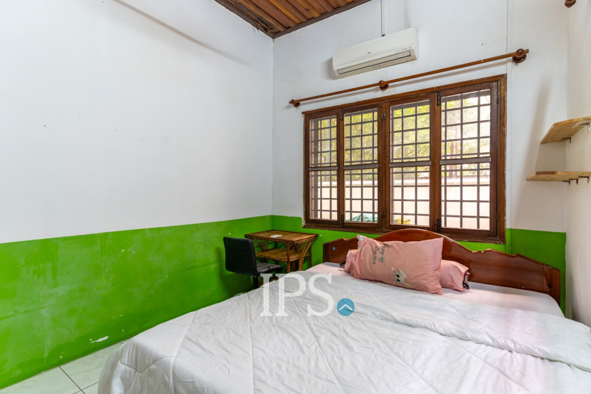 4 Bedroom Villa For Rent - Beoung Trabek, Phnom Penh