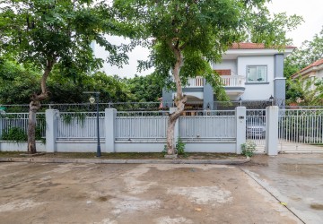 4 Bedroom Villa in  Bassac Garden City, Phnom Penh thumbnail