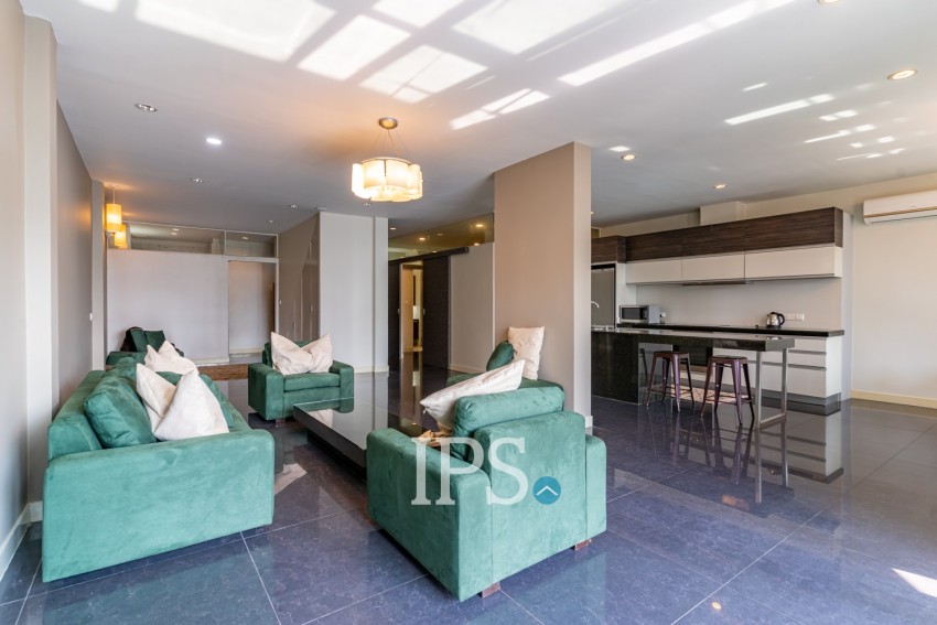 3 Bedroom Duplex Penthouse Serviced Apartment For Rent - Tonle Bassac, Phnom Penh