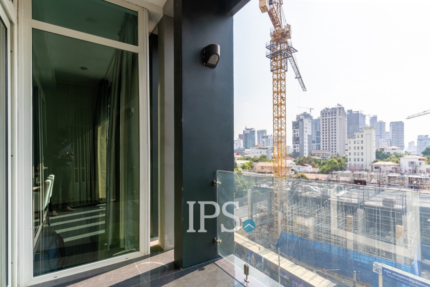 3 Bedroom Duplex Penthouse Serviced Apartment For Rent - Tonle Bassac, Phnom Penh