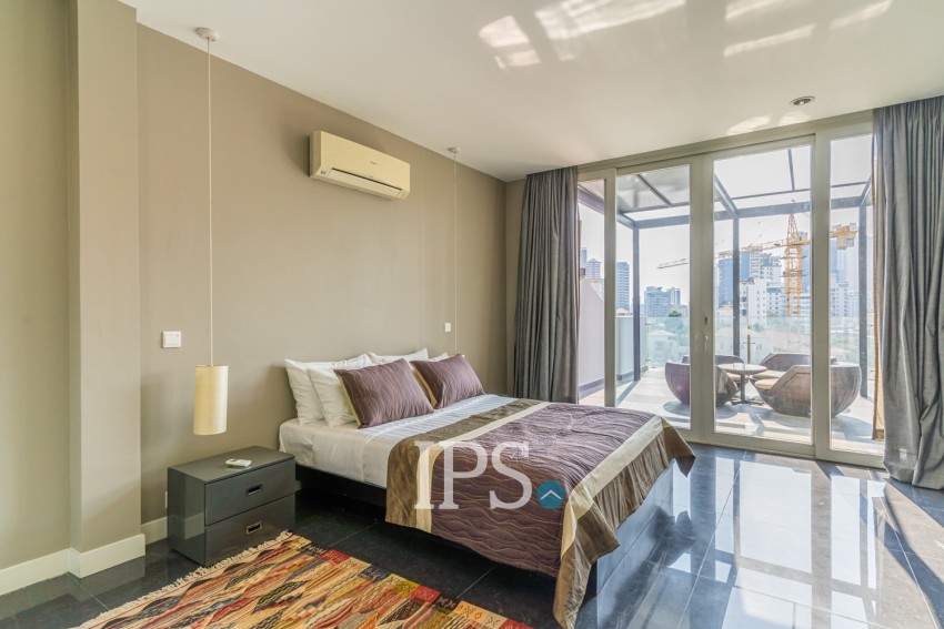 3 Bedroom Duplex Penthouse Serviced Apartment For Rent - Tonle Bassac, Phnom Penh