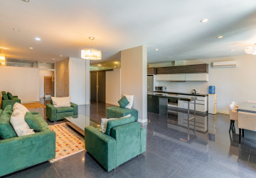 Dulex 3 Bedroom Serviced Penthouse For Rent - Tonle Bassac, Phnom Penh thumbnail