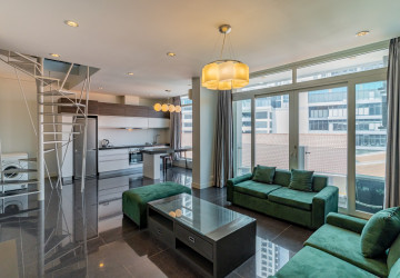 Dulex 3 Bedroom Serviced Penthouse For Rent - Tonle Bassac, Phnom Penh thumbnail