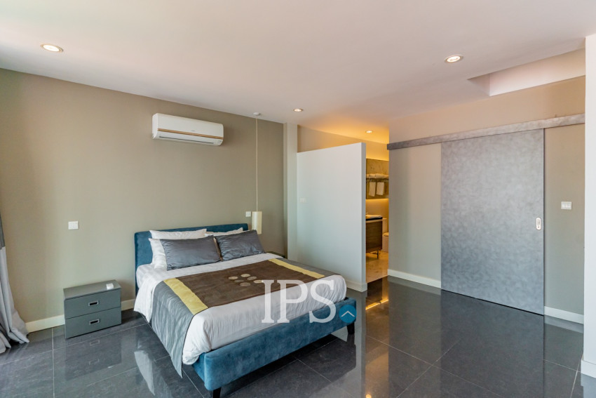Dulex 3 Bedroom Serviced Penthouse For Rent - Tonle Bassac, Phnom Penh