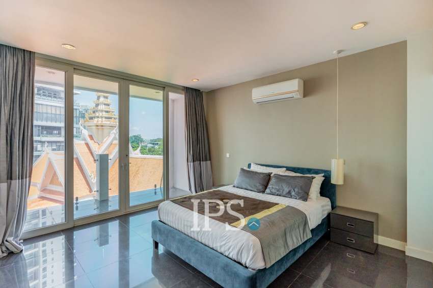 Dulex 3 Bedroom Serviced Penthouse For Rent - Tonle Bassac, Phnom Penh