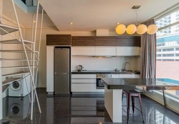 Dulex 3 Bedroom Serviced Penthouse For Rent - Tonle Bassac, Phnom Penh thumbnail