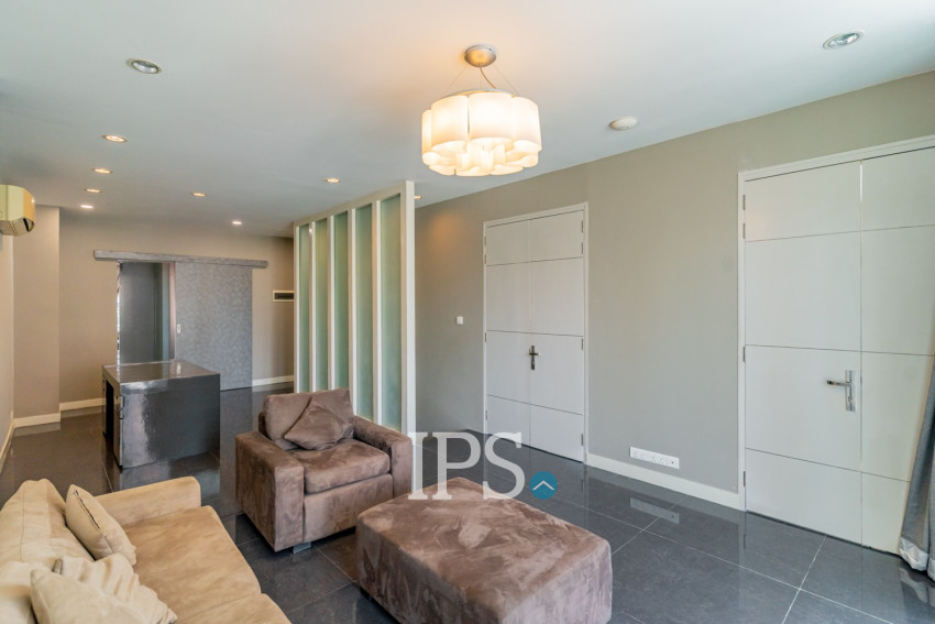 Dulex 3 Bedroom Serviced Penthouse For Rent - Tonle Bassac, Phnom Penh