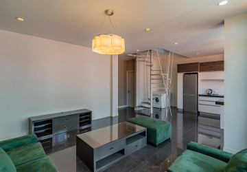 Dulex 3 Bedroom Serviced Penthouse For Rent - Tonle Bassac, Phnom Penh thumbnail