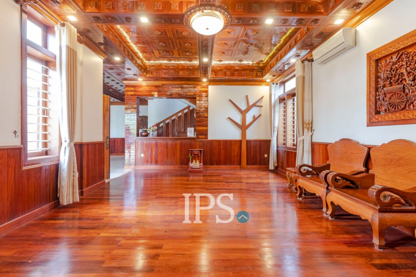 6 Bedroom House For Rent - Svay Dangkum, Siem Reap