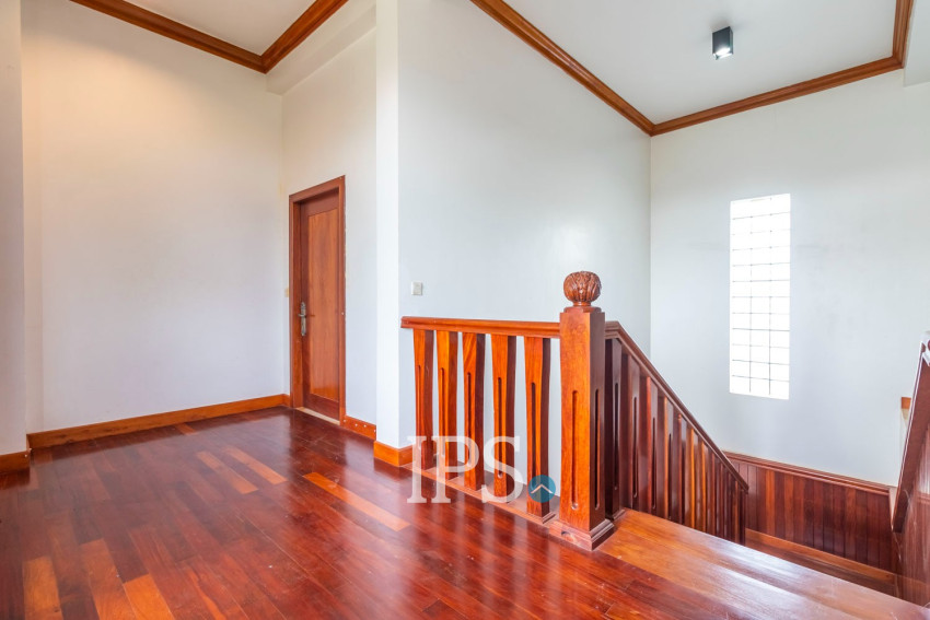 6 Bedroom House For Rent - Svay Dangkum, Siem Reap