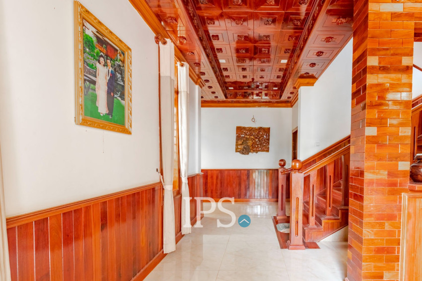 6 Bedroom House For Rent - Svay Dangkum, Siem Reap
