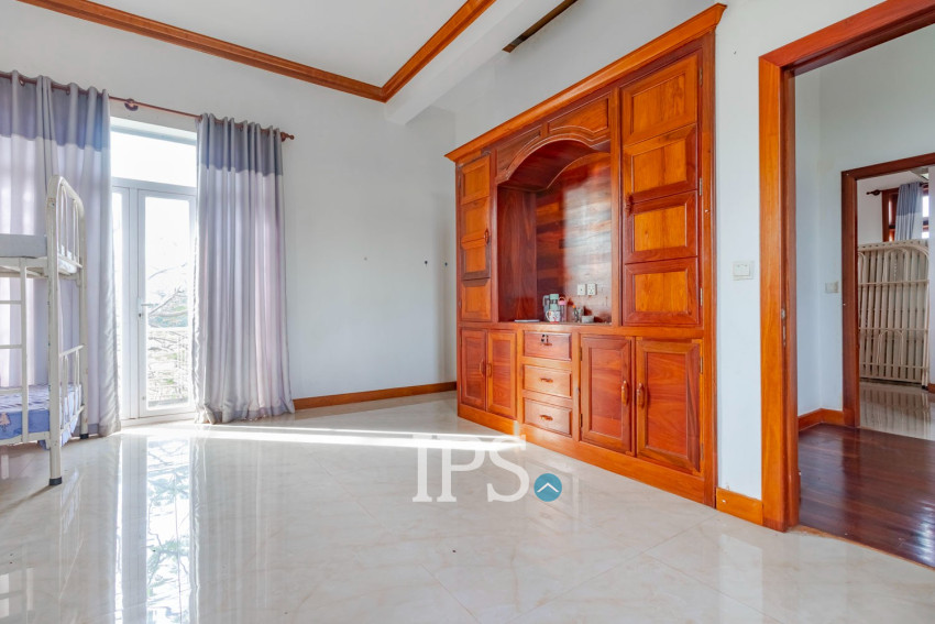 6 Bedroom House For Rent - Svay Dangkum, Siem Reap
