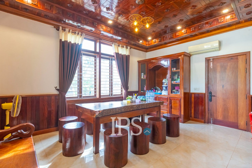 6 Bedroom House For Rent - Svay Dangkum, Siem Reap