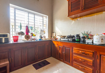 6 Bedroom House For Rent - Svay Dangkum, Siem Reap thumbnail