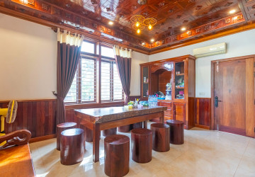 6 Bedroom House For Rent - Svay Dangkum, Siem Reap thumbnail