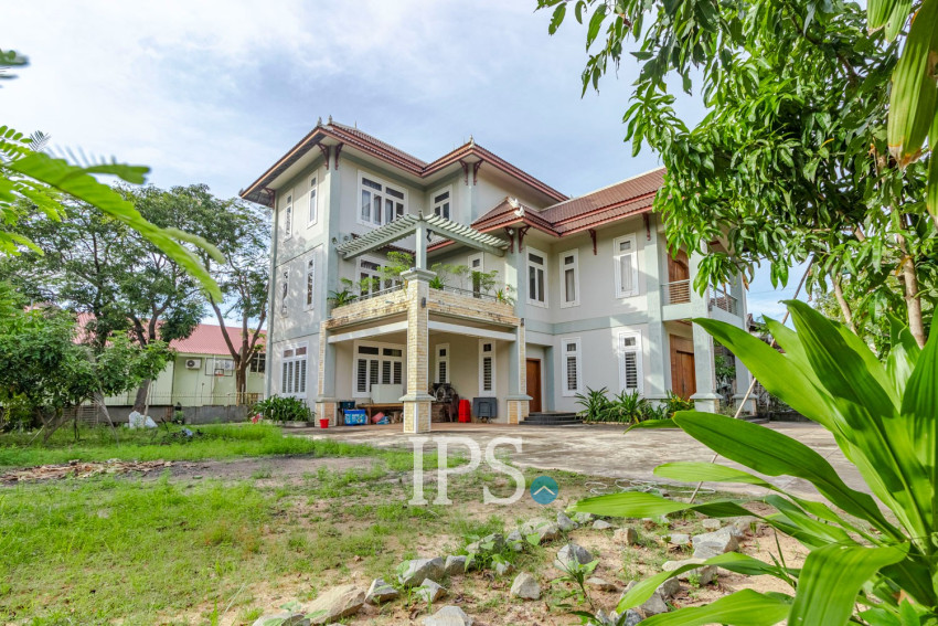 6 Bedroom House For Rent - Svay Dangkum, Siem Reap