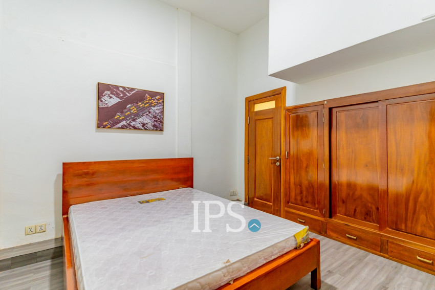 Renvated 2 Bedroom Apartment For Rent - Mittapheap, Phnom Penh
