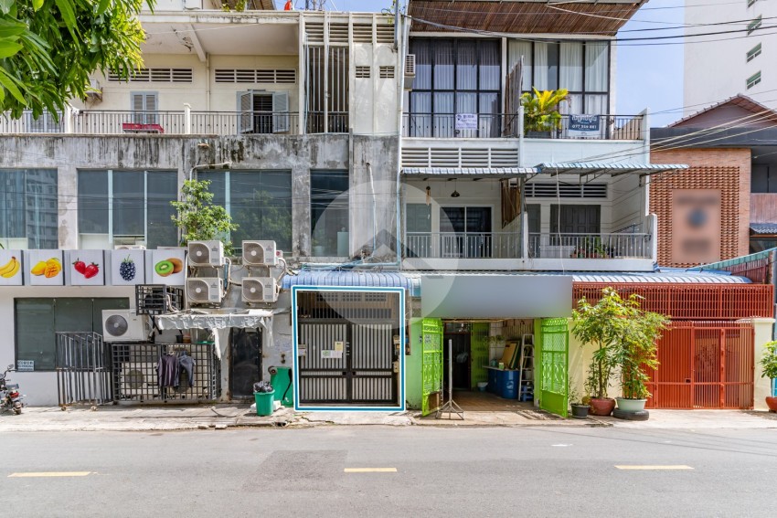 Renovated 1 Bedroom Loft Apartment For Rent - BKK1, Phnom Penh