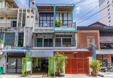 Renovated 1 Bedroom Loft Apartment For Rent - BKK1, Phnom Penh thumbnail