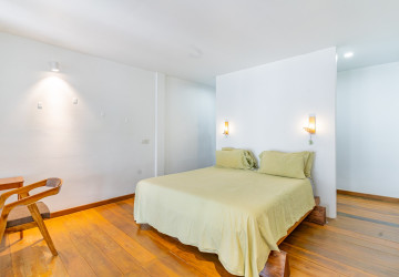 Renovated 1 Bedroom Loft Apartment For Rent - BKK1, Phnom Penh thumbnail