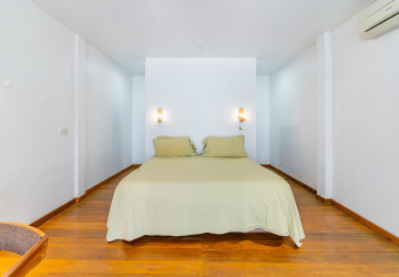 Renovated 1 Bedroom Loft Apartment For Rent - BKK1, Phnom Penh thumbnail