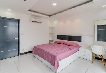 2 Bedroom Serviced Apartment For Rent - BKK3 , Phnom Penh thumbnail