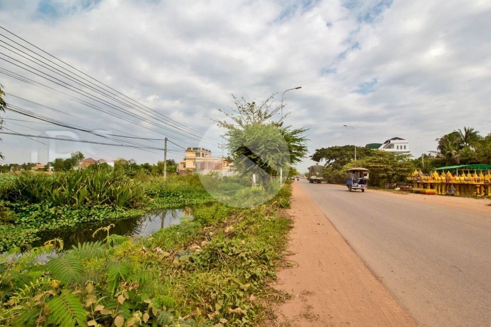 2.7 Hectare Commercial Property For Sale - Svay Dangkum, Siem Reap - Image 10