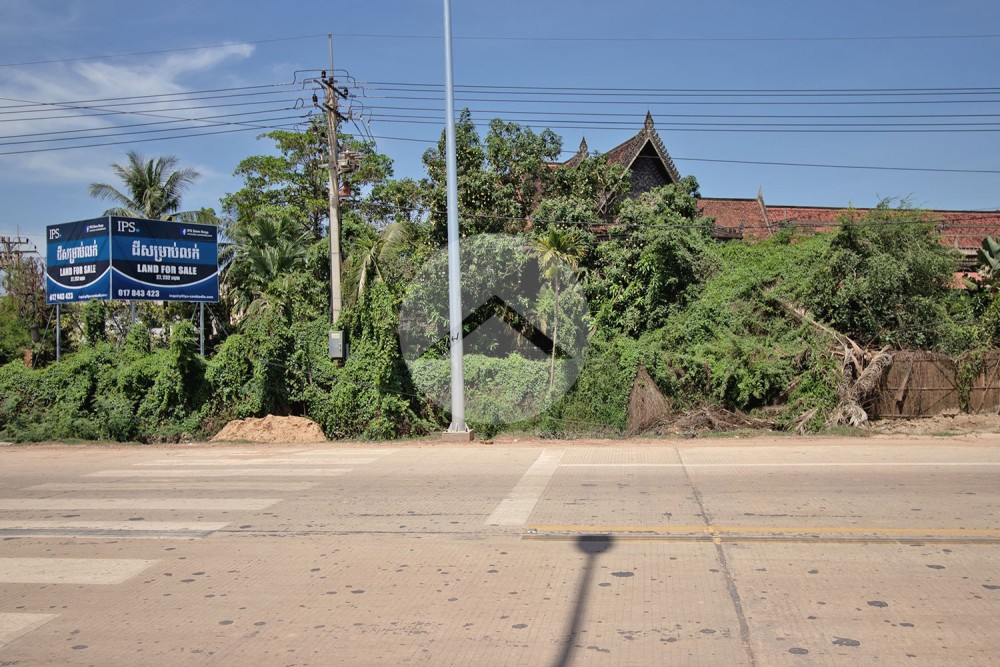 2.7 Hectare Commercial Property For Sale - Svay Dangkum, Siem Reap - Image 8