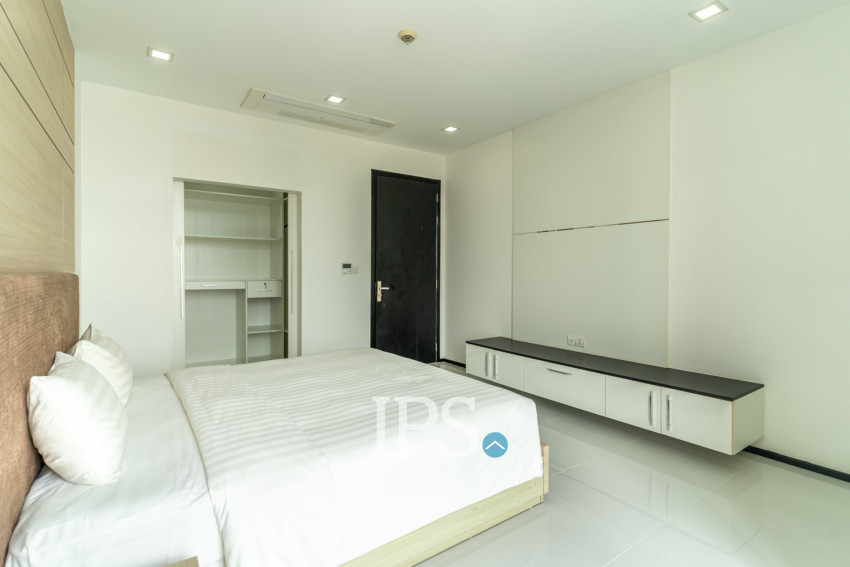 2 Bedroom Serviced Apartment For Rent - Chaktumok, Phnom Penh