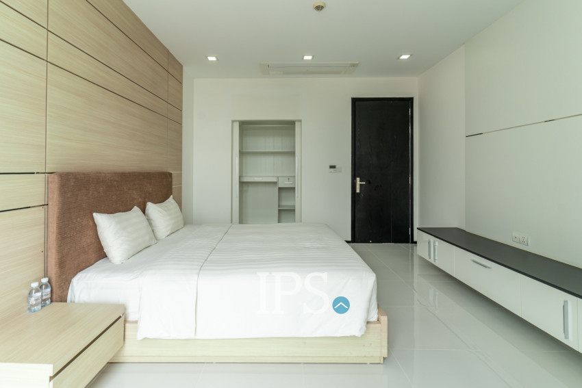 2 Bedroom Serviced Apartment For Rent - Chaktumok, Phnom Penh