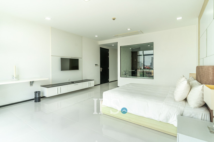 2 Bedroom Serviced Apartment For Rent - Chaktumok, Phnom Penh