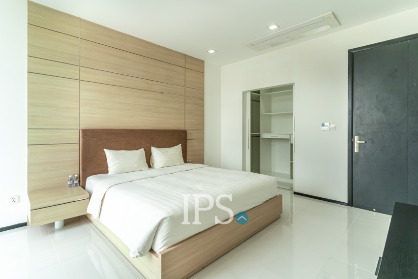 2 Bedroom Serviced Apartment For Rent - Chaktumok, Phnom Penh