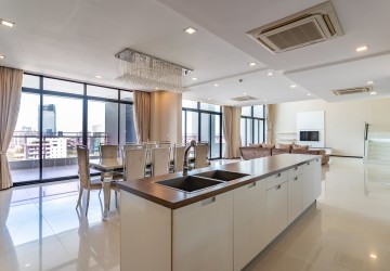 5 Bedroom Duplex Serviced Penthouse For Rent - Beoung Raing, Phnom Penh thumbnail