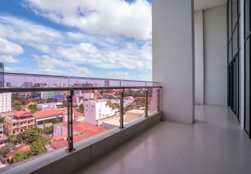 5 Bedroom Duplex Serviced Penthouse For Rent - Beoung Raing, Phnom Penh thumbnail