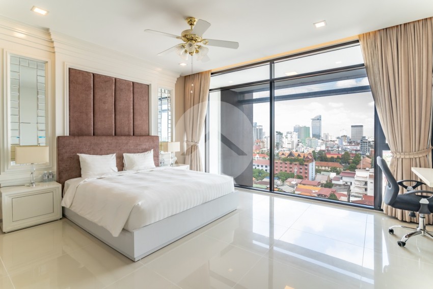 5 Bedroom Duplex Serviced Penthouse For Rent - Beoung Raing, Phnom Penh