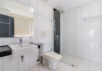 3 Bedroom Serviced Apartment For Rent - BKK3, Phnom Penh thumbnail