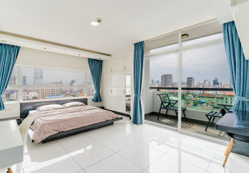 3 Bedroom Serviced Apartment For Rent - BKK3, Phnom Penh thumbnail