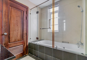 1 Bedroom Serviced Apartment For Rent - Toul Svay Prey, Phnom Penh thumbnail