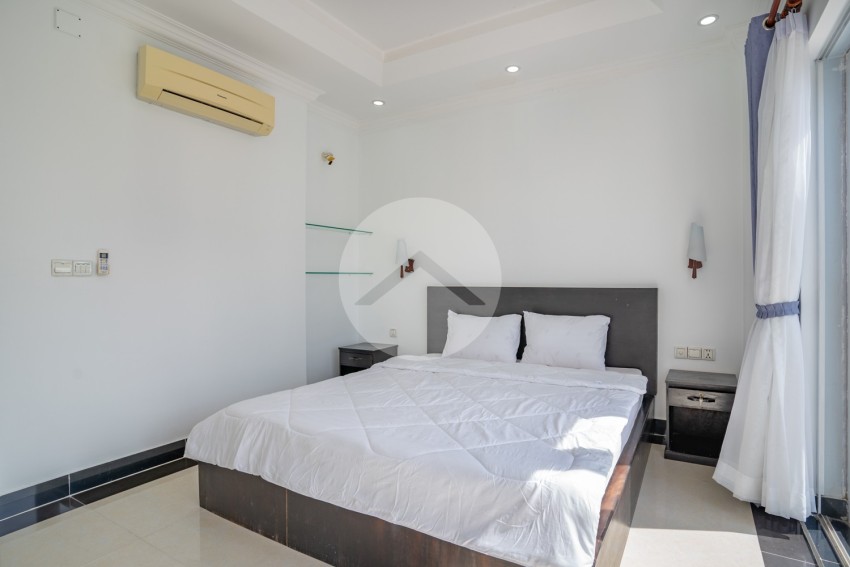 2 Bedroom Serviced Apartment For Rent - Toul Tom Pong 2, Phnom Penh